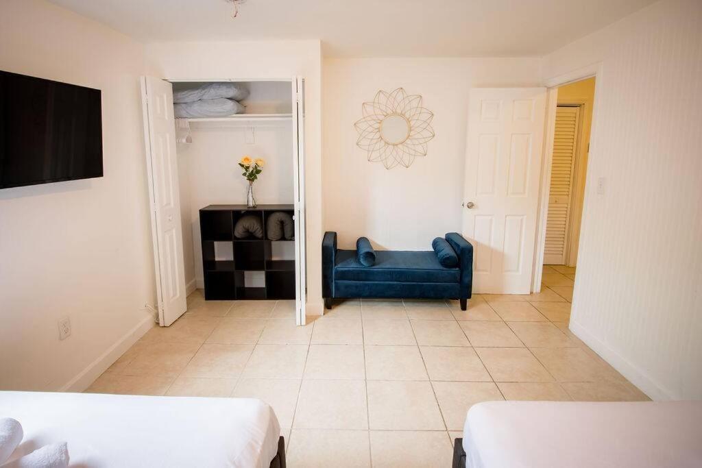 3 Bedroom Miami Home 15 Minutes To The Beach Kültér fotó