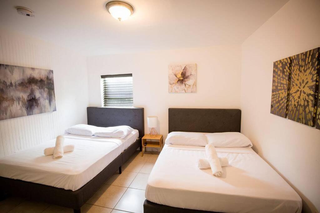 3 Bedroom Miami Home 15 Minutes To The Beach Kültér fotó